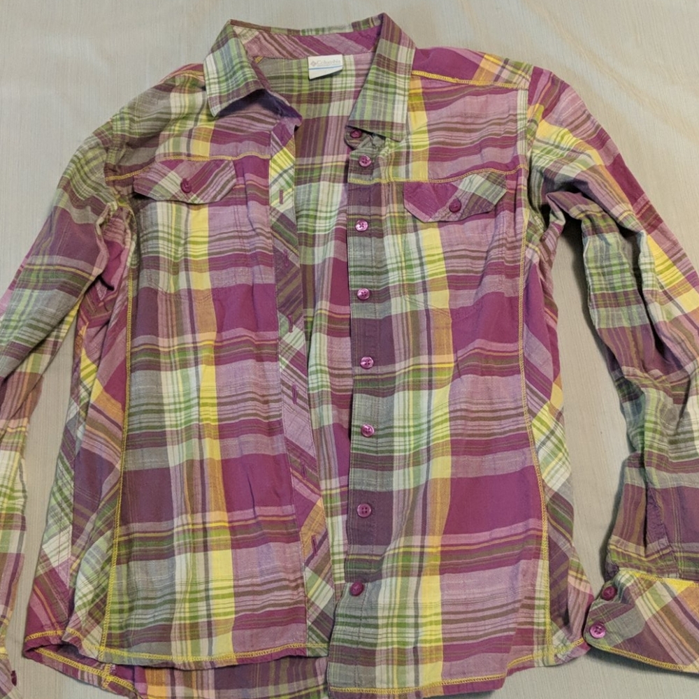 Columbia Womens Plaid Button Down Large